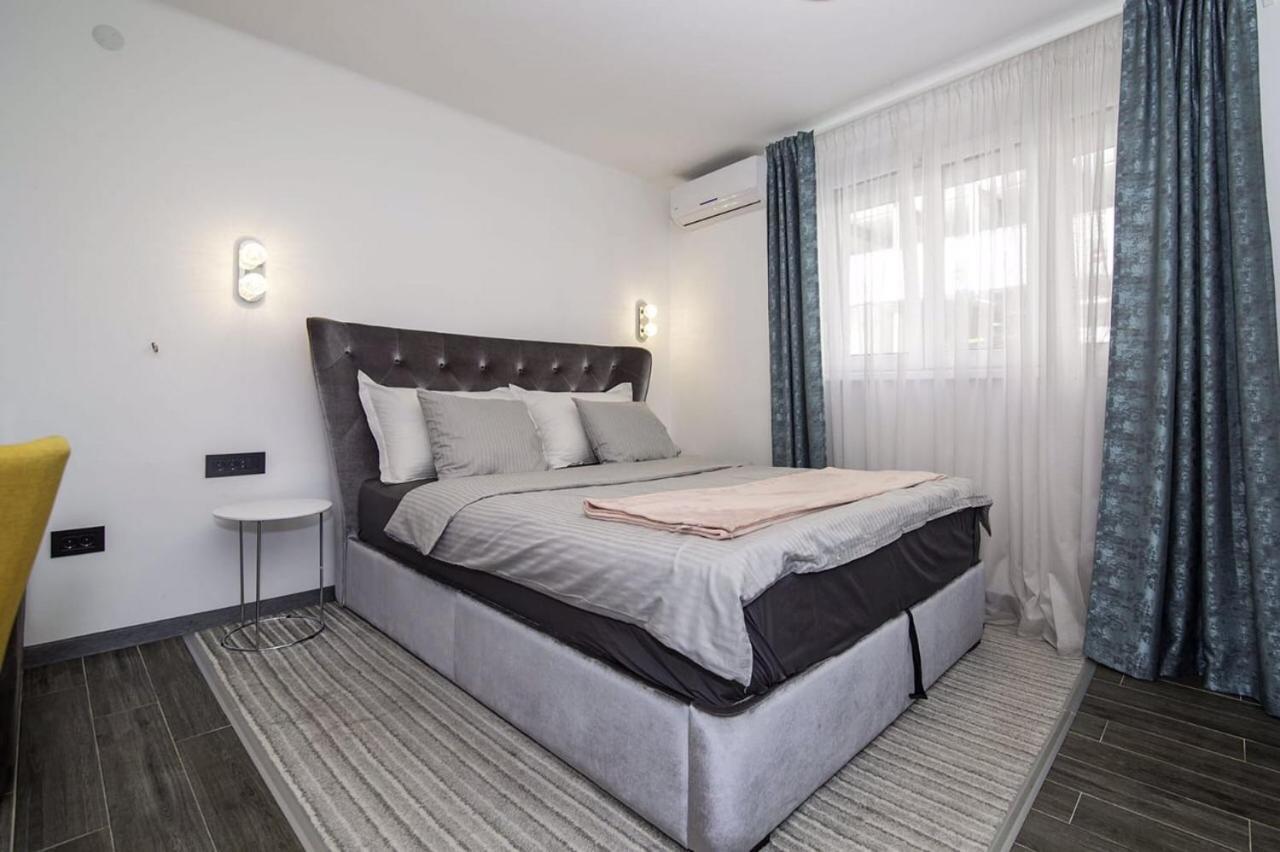 Beo-River White Belgrade Exterior photo